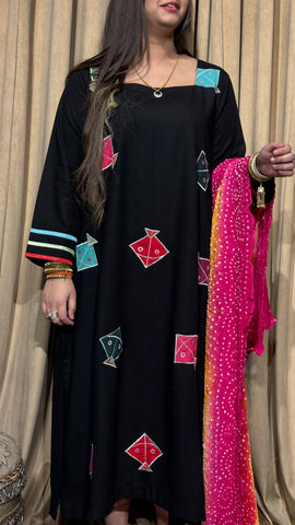 BLACK PARI