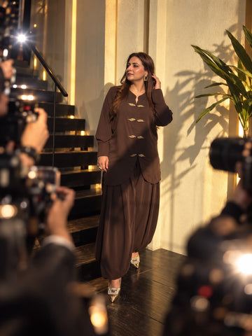 MOCHA GRACE — Brown