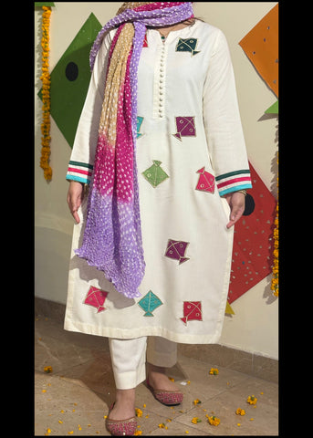 WHITE PARI